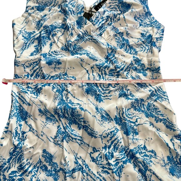 Lioness Dress XS White Blue Patterned Slip Style Dress Sleeveless NWT - Picture 4 of 11